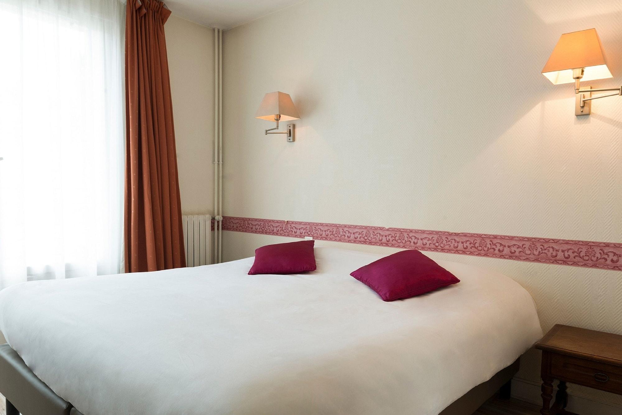 The Originals City, Hotel Le Cheval Rouge, Tours Ouest Villandry Exterior photo